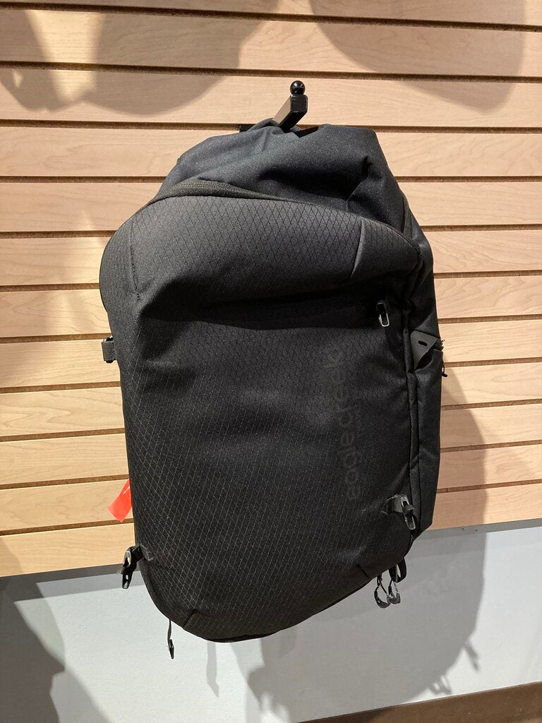 Eagle Creek Tour Travel Pack, Black, 55L