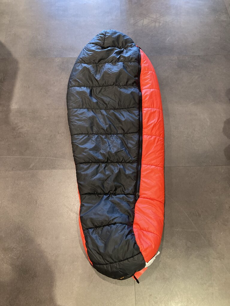 Vintage REI Hollo Fill II Sleeping Bag, Red/Black, 40 Degree?