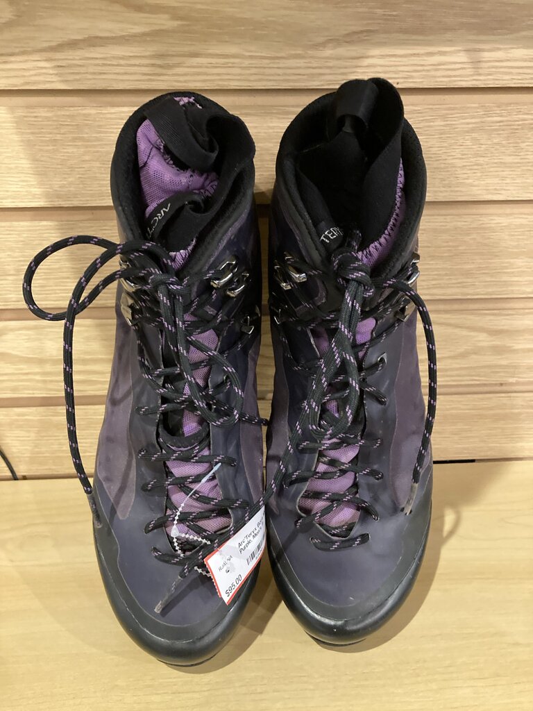 Arc'Teryx Bora Mid Boots, Purple, Men's 11