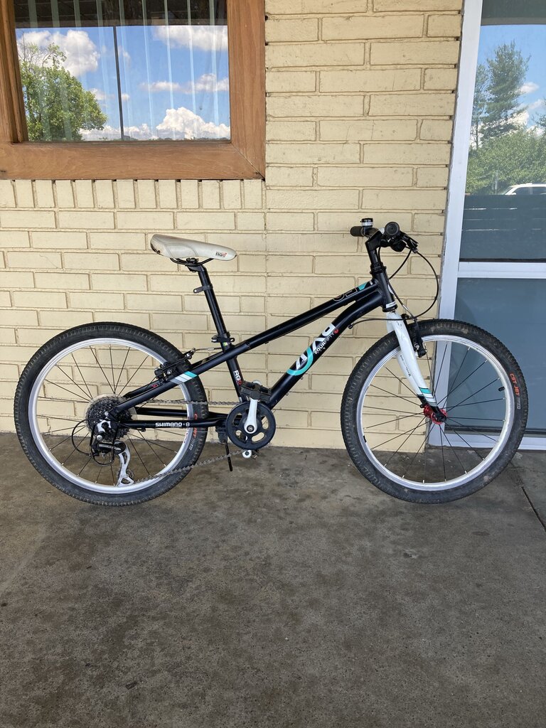 BYK Four Fifty MTB, Black/Teal/White, 20in
