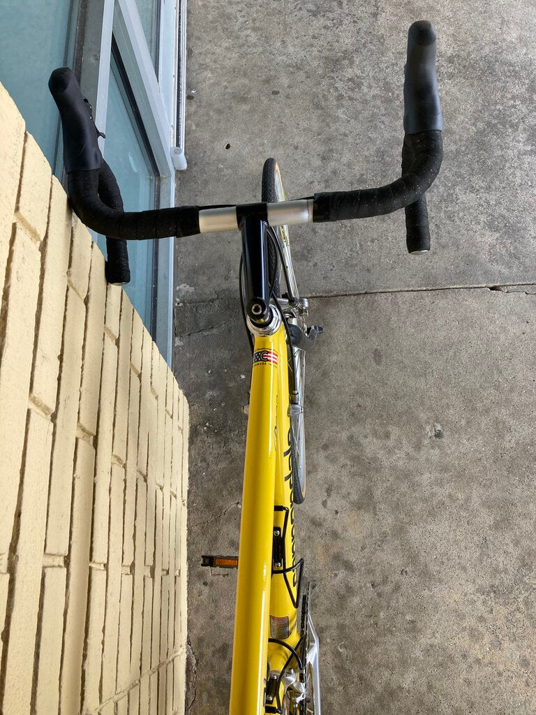 Cannondale R600 Road Bike, Yellow, 56cm frame/700x23c tires