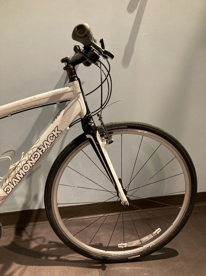 Diamondback Insight 2, White, 17" Frame