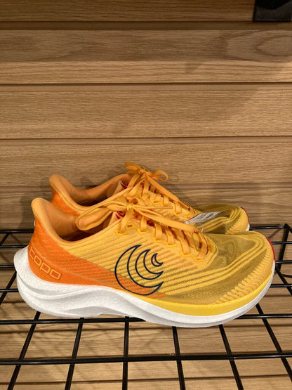 Topo Cyclone 3, Orange/Yellow, Men's 9