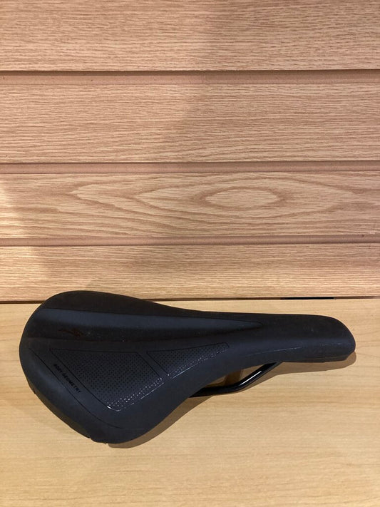 Specalized Henge Saddle, Black, 145
