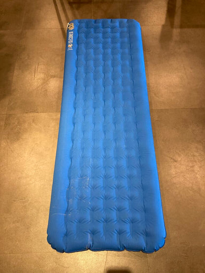 Big Agnes Q Core Deluxe Insulated Sleeping Pad, Blue