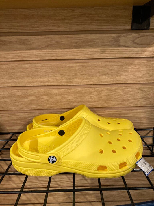 Crocs Classic Clog, Yellow, Men's 11