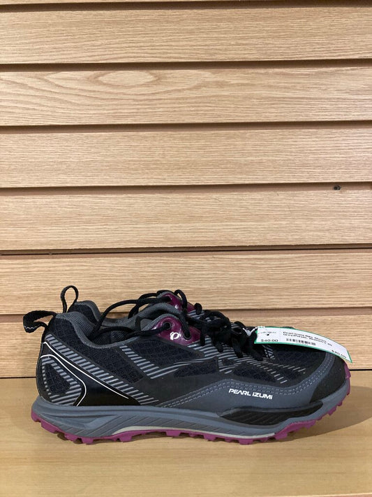 Pearl Izumi Bike Shoes, Grey/Purple, Women's 40