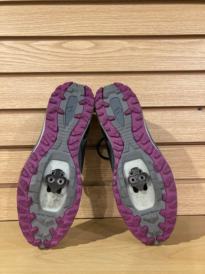 Pearl Izumi Bike Shoes, Grey/Purple, Women's 40