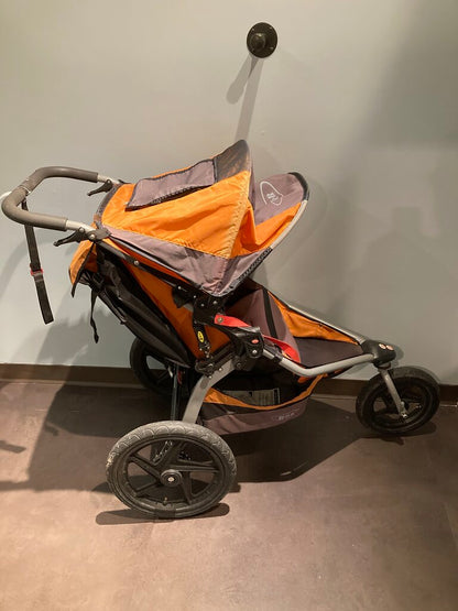 (Wear) BOB Revolution SE Stroller, Orange/Grey