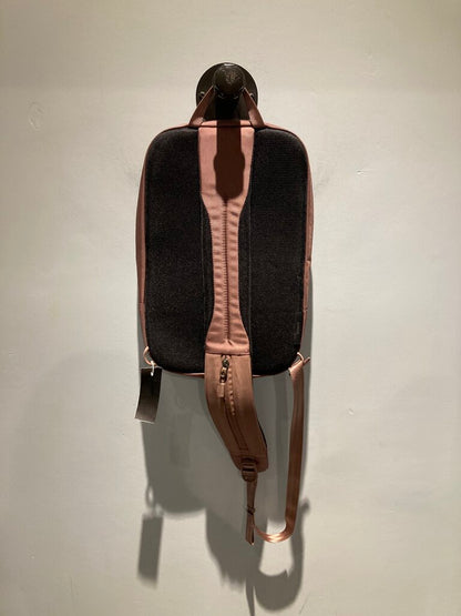 Osprey Aoede Sling, Dark Rose, 6.5L